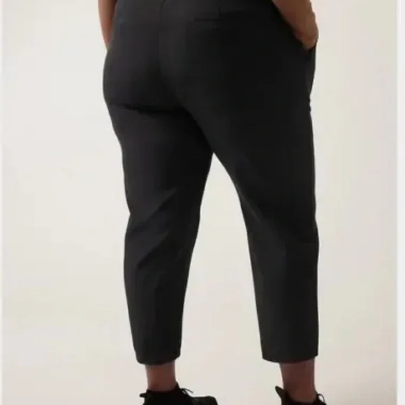 NWT Athleta Black Endless high rise Pant, Size 10 straight leg work Packable - Picture 6 of 16